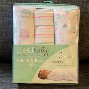 Muslin swaddles